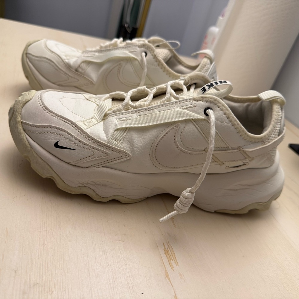 Nike chunky white cream Sneakers